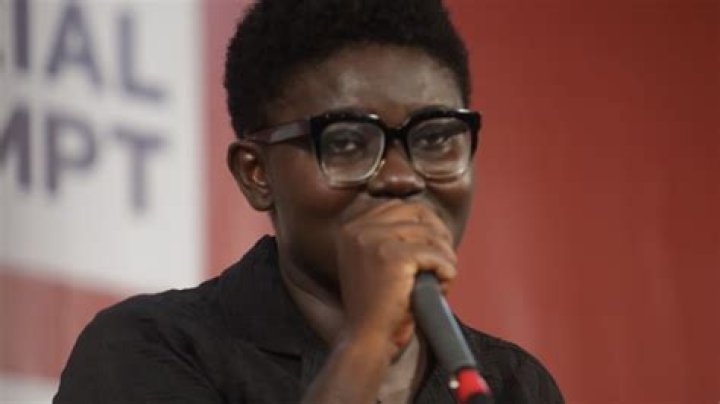 Video Of Afua Asantewaa Talking About Her Hometown, Primary School, JHS, SHS And University Surfaces
