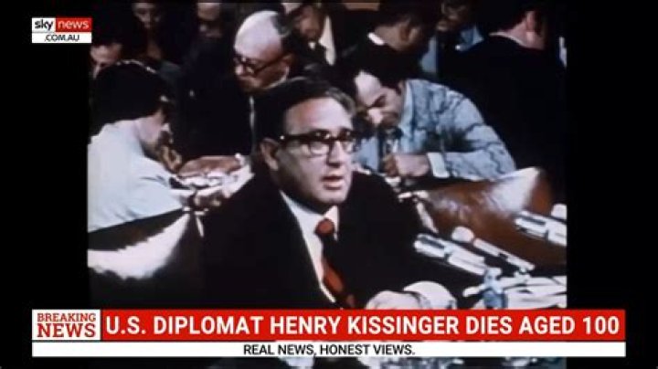 Was Henry Kissinger a US citizen? What is Henry Kissinger’s ethnicity and religion?