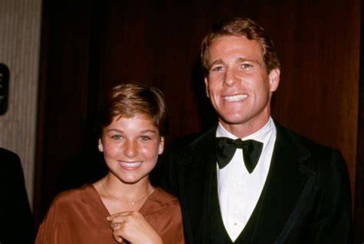 Was Ryan O’Neal ever married to Farrah Fawcett?