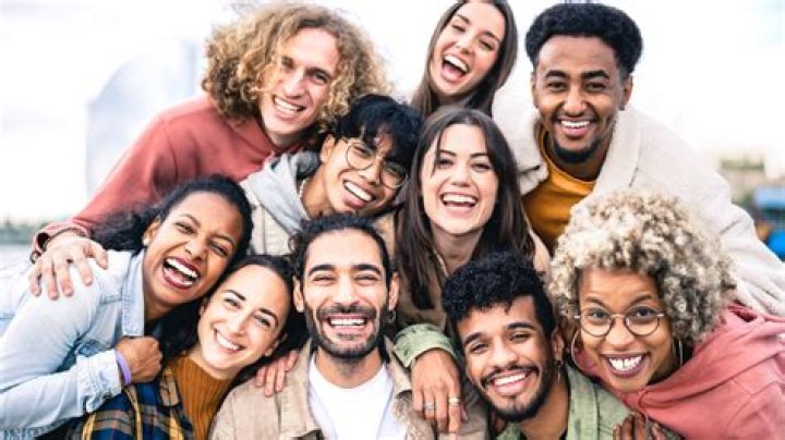 What age group is Holes appropriate for? – Celebrity