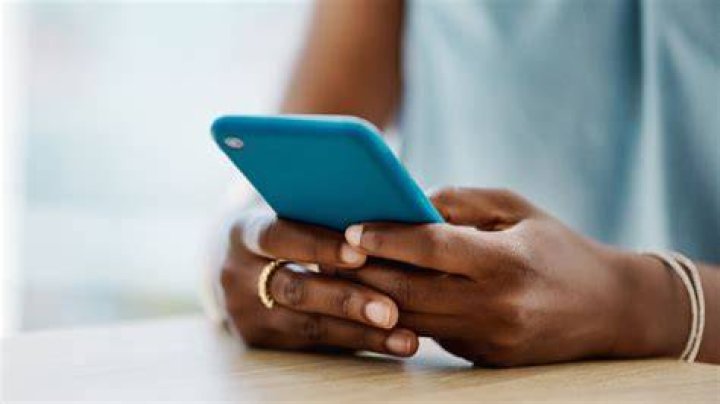 What ‘FS’ means on Instagram, TikTok, texting, and more