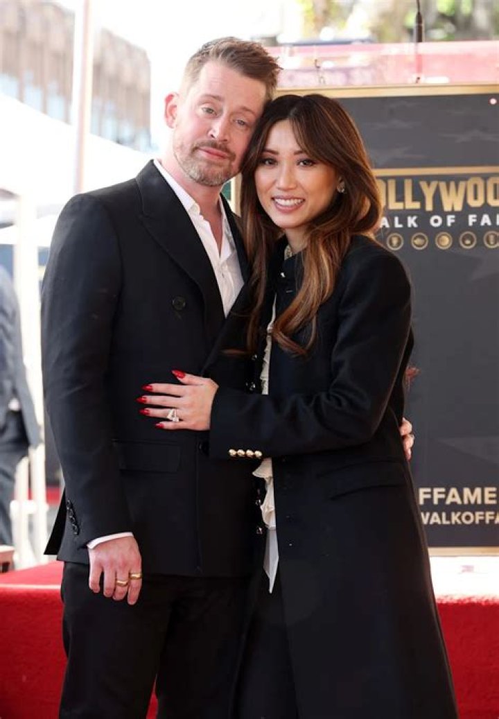 What happened to Brenda Song and Trace Cyrus? – Celebrity