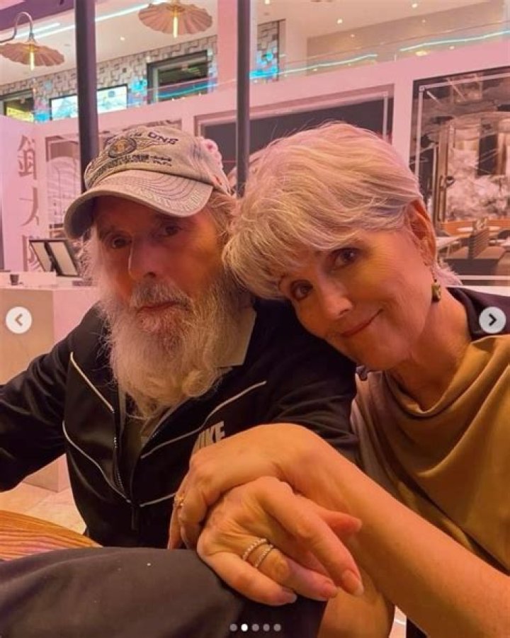 What happened to Desi Arnaz's wife?