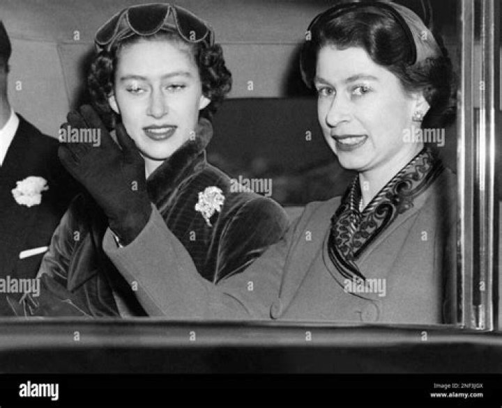 What happened to Queen Elizabeth II sister?