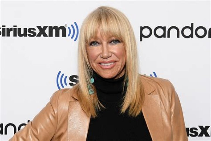 When was Suzanne Somers diagnosed with cancer? How long did Suzanne Somers have cancer?