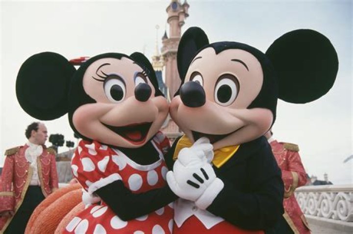 Where are Mickey and Minnie twins? – Celebrity