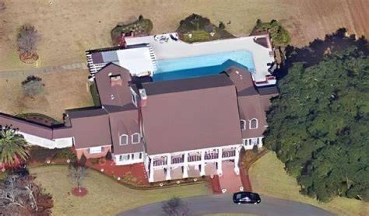Where is Jimmy Swaggart's house?