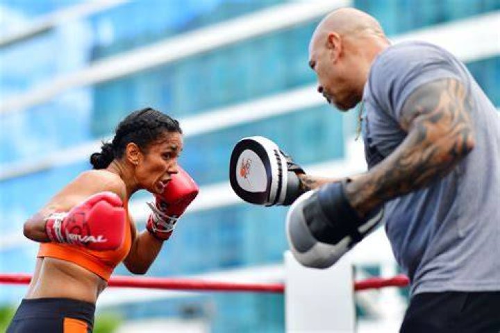 Who is Amanda Serrano married to? Who is Jordan Maldonado?