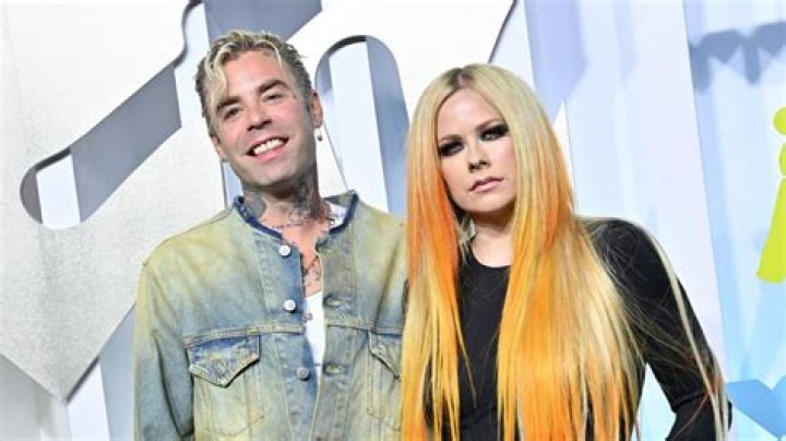 Who is Avril Lavigne husband Mod Sun?