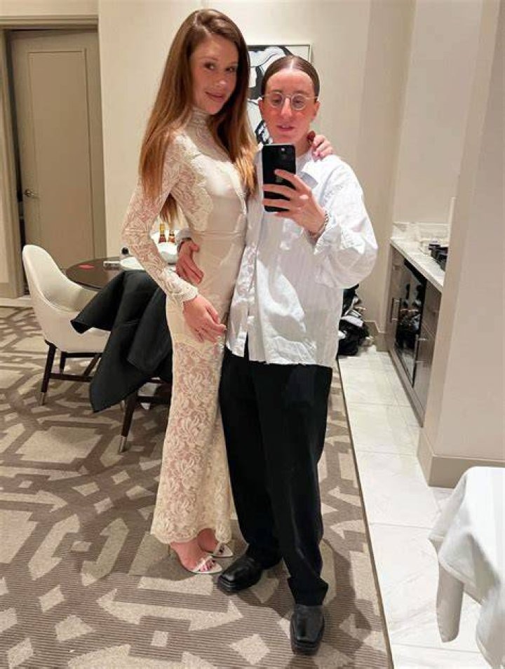 Who is Gabby Windey father Patrick Windey? Wiki, age, height, wife, children, job, net worth