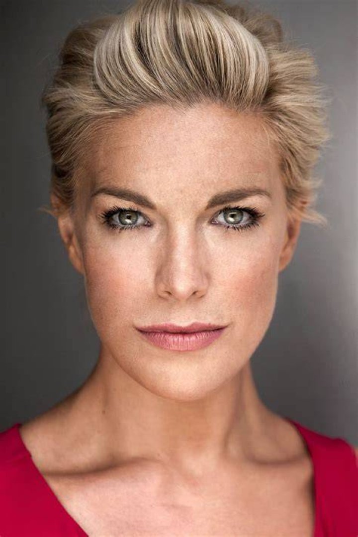 Who Is Hannah Waddingham Daughter? – Celebrity