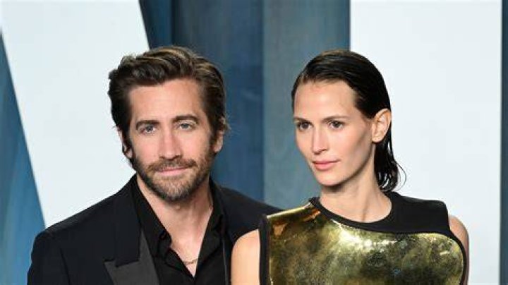 Who is Jake Gyllenhaal’s girlfriend?
