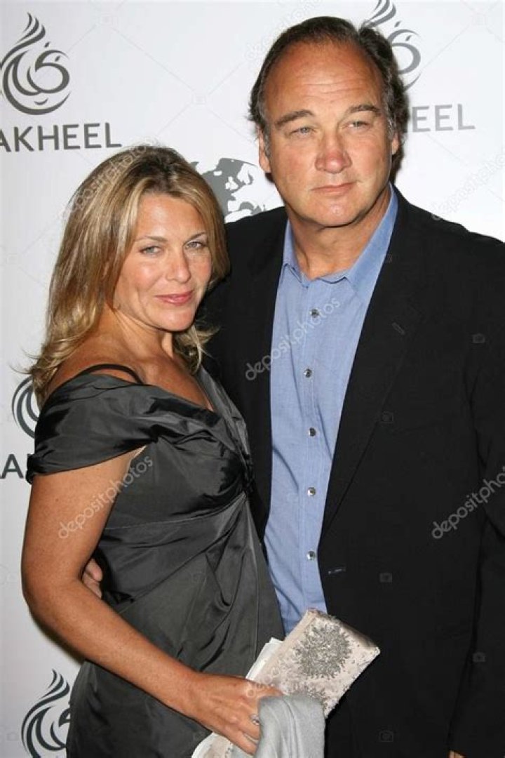 Who is Jim Belushi’s third wife Jennifer Sloan?