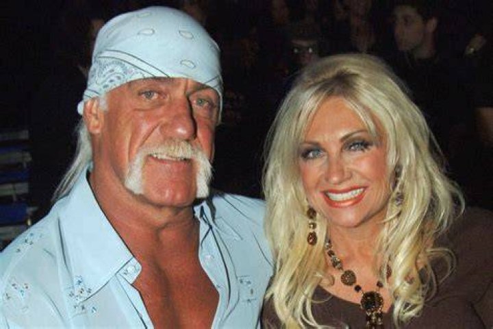 Who is Linda Hogan? Age, children, divorce