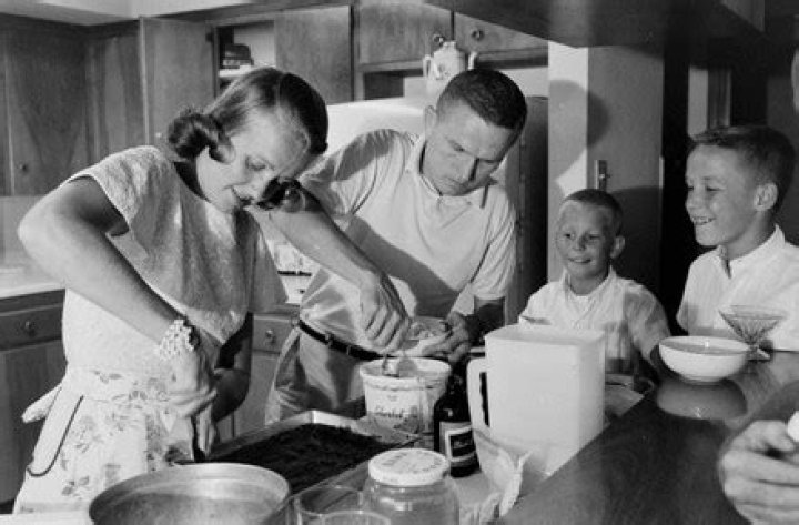 Who is Susan Borman, Frank Borman’s wife? Wiki, age, children, occupation
