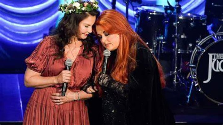 Who is Wynonna Judd's son?