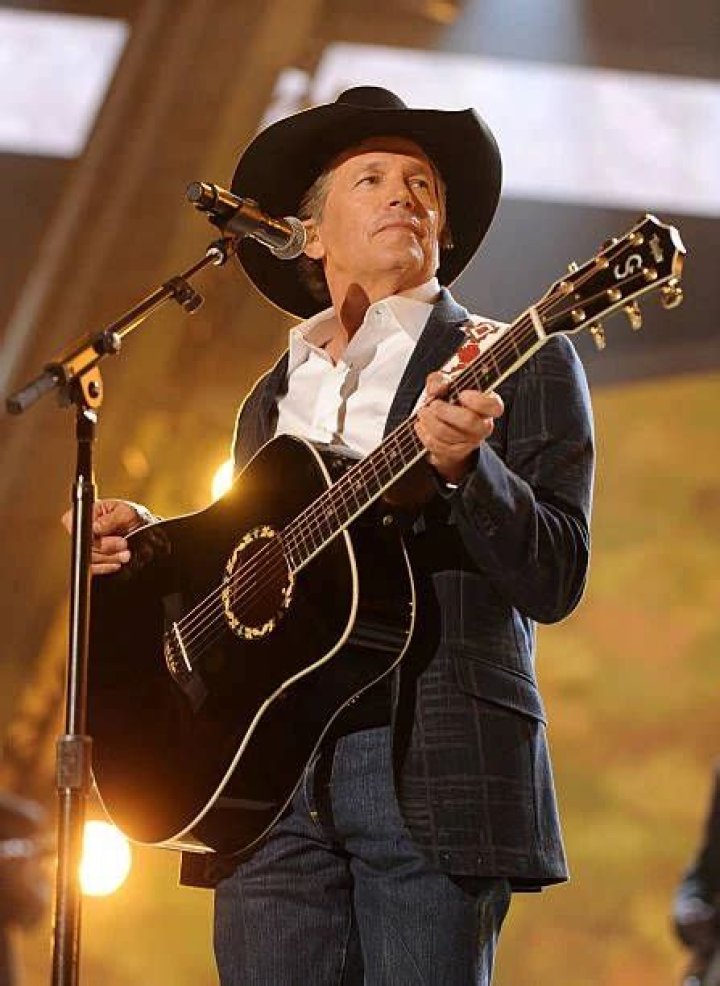 Why is George Strait called the king of country?