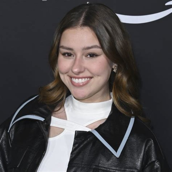 xanaxbarbie69 (Emily Nicol) – Bio, Facts, Family Life, Career