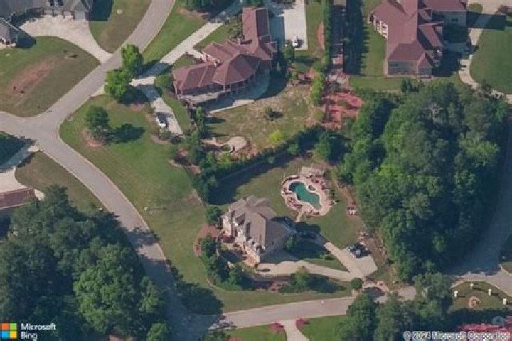 Yung Joc house: Where does Yung Joc live?