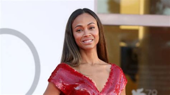 Zoe Saldana Shows Off Swimsuit While on Vacation — Celebwell